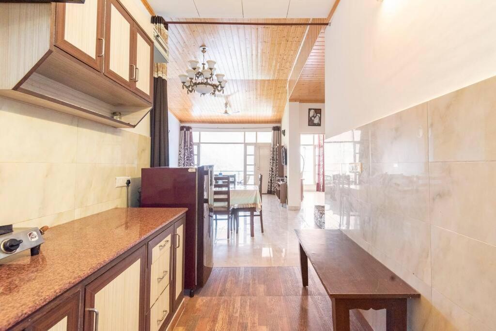 Kasauli Edge Apt With Balcony Exterior photo