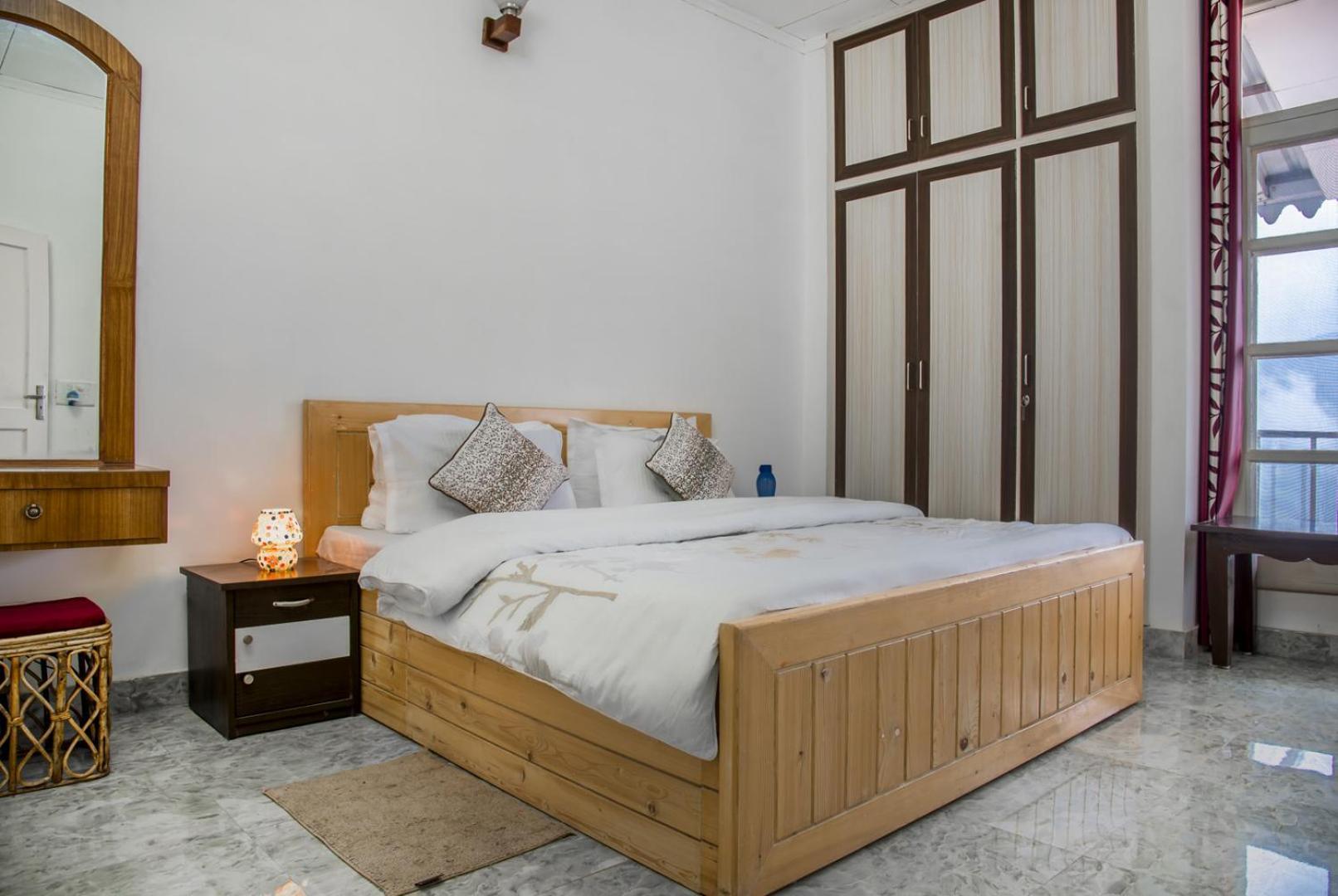 Kasauli Edge Apt With Balcony Exterior photo